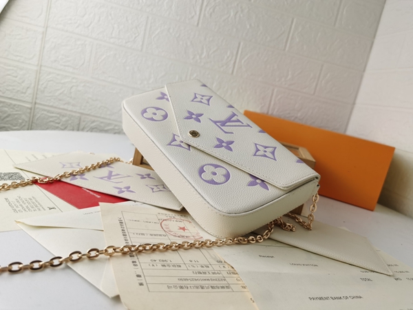 LVコピーウォレット内部構造